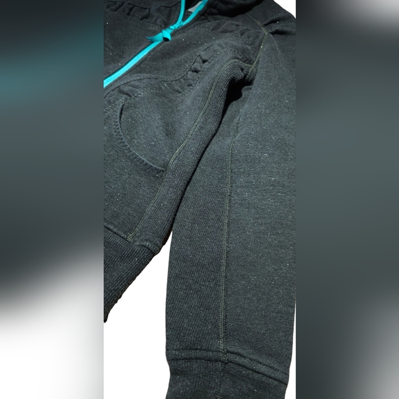 IVIVVA Girl's Cuddle Me Jacket Black Heather Sparkle, size 14 EC - Picture 11 of 15